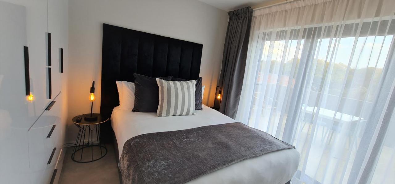 Mint Apartments Greenside Johannesburgo Exterior foto